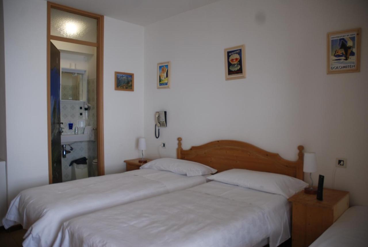 Hotel Dolomiti Des Alpes มีซูรีนา ภายนอก รูปภาพ