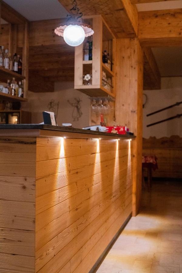 Hotel Dolomiti Des Alpes มีซูรีนา ภายนอก รูปภาพ